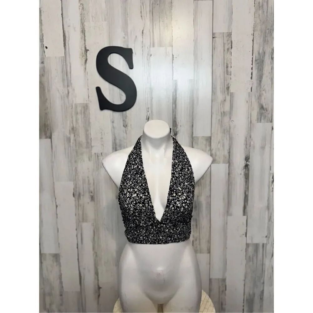 Floral backless top - Picture 2 of 7